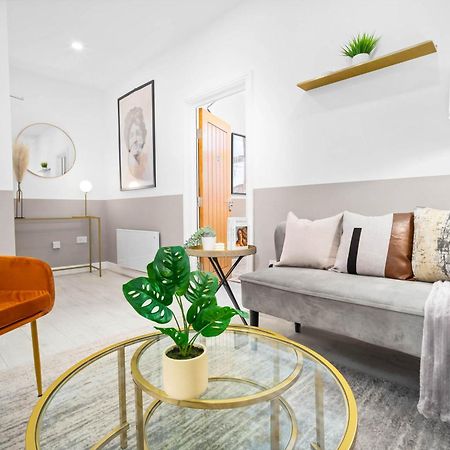 Luxury Apartment - Wifi - Smart Tv - Near City Centre - 2Mr Бирмингам Стая снимка