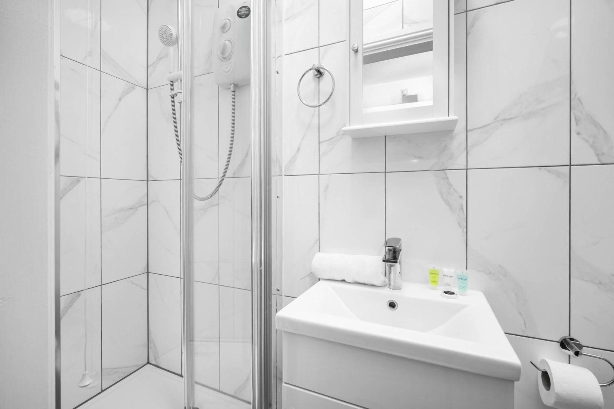 Luxury Apartment - Wifi - Smart Tv - Near City Centre - 2Mr Бирмингам Стая снимка