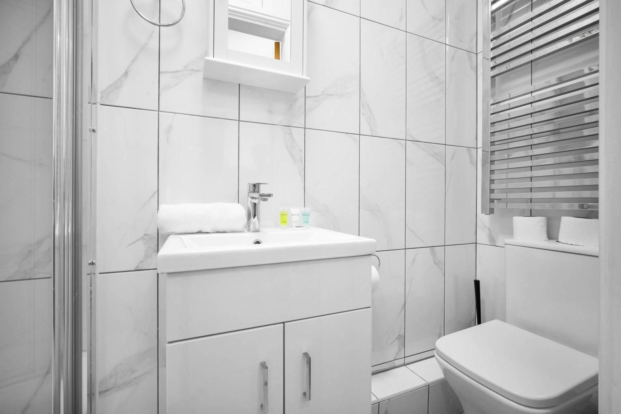 Luxury Apartment - Wifi - Smart Tv - Near City Centre - 2Mr Бирмингам Стая снимка